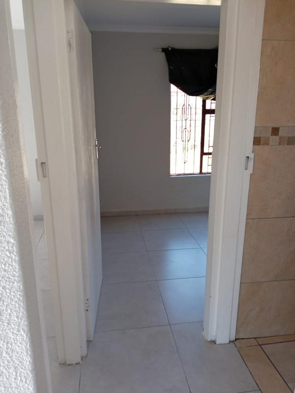 2 Bedroom Property for Sale in Orange Farm Gauteng
