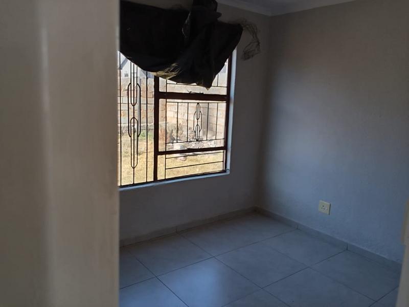 2 Bedroom Property for Sale in Orange Farm Gauteng