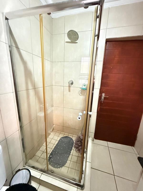 2 Bedroom Property for Sale in Comet Gauteng