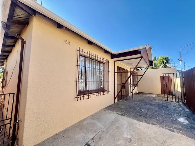 4 Bedroom Property for Sale in Kensington Gauteng