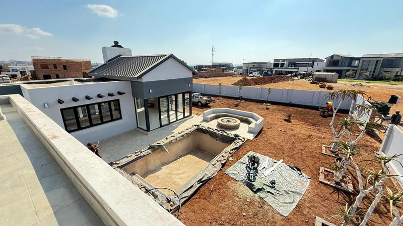 5 Bedroom Property for Sale in Midstream Heights Gauteng