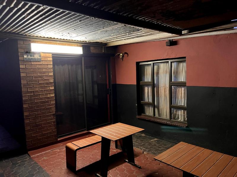 2 Bedroom Property for Sale in Dobsonville Gauteng
