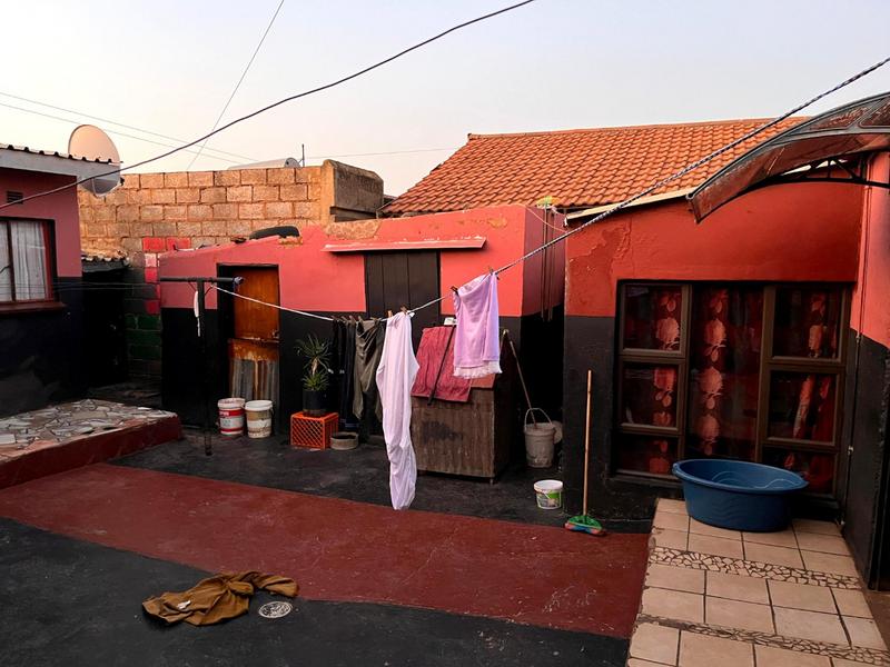 2 Bedroom Property for Sale in Dobsonville Gauteng