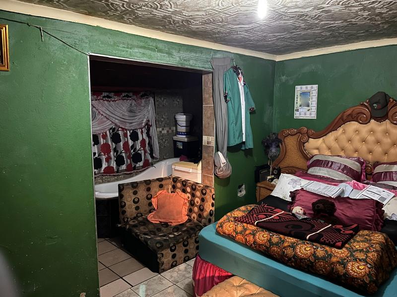 2 Bedroom Property for Sale in Dobsonville Gauteng