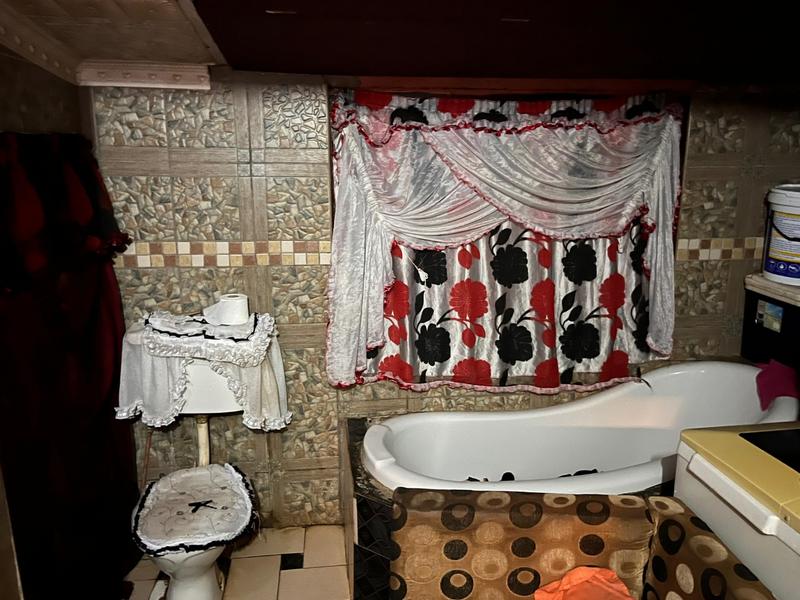 2 Bedroom Property for Sale in Dobsonville Gauteng