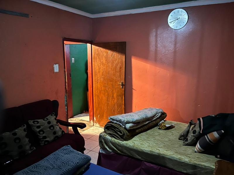 2 Bedroom Property for Sale in Dobsonville Gauteng
