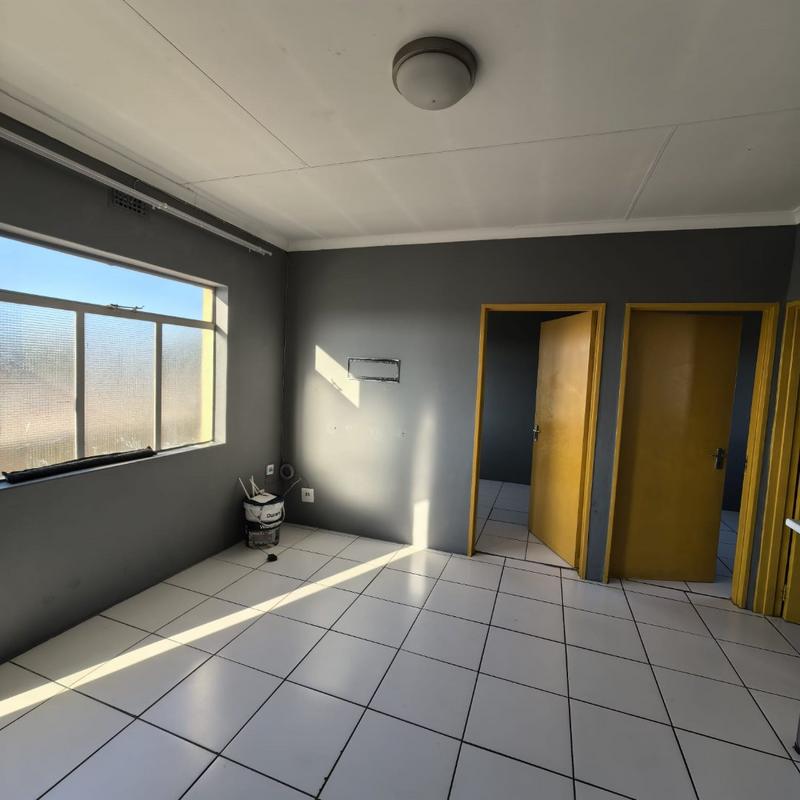 2 Bedroom Property for Sale in Fleurhof Gauteng
