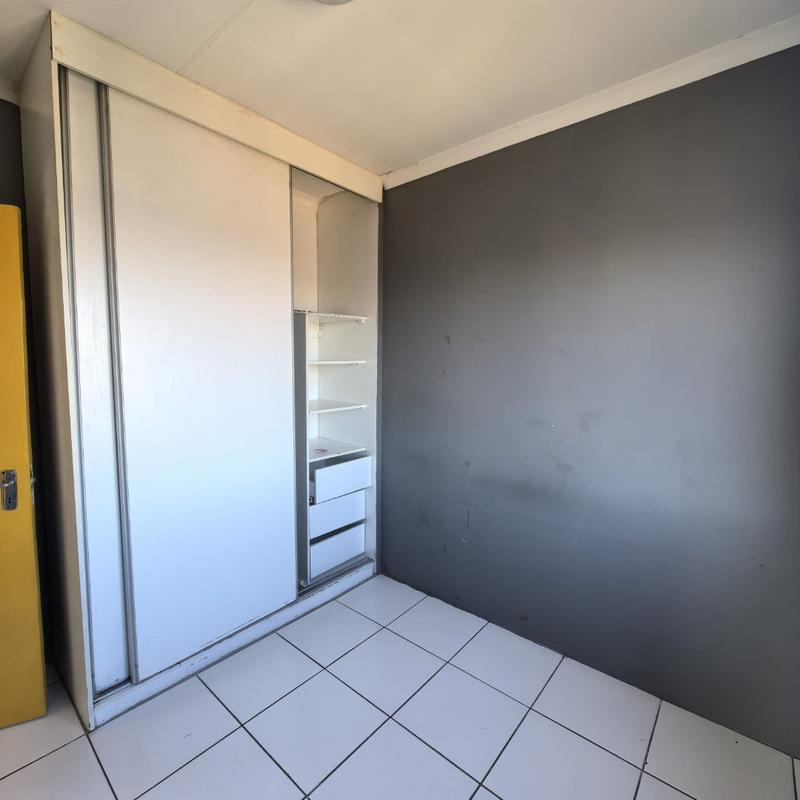 2 Bedroom Property for Sale in Fleurhof Gauteng