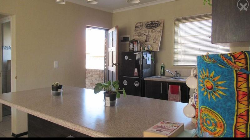 2 Bedroom Property for Sale in Honeypark Gauteng