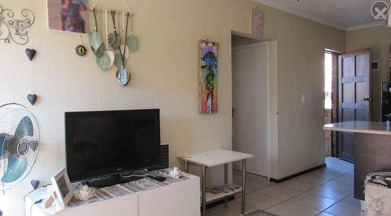2 Bedroom Property for Sale in Honeypark Gauteng