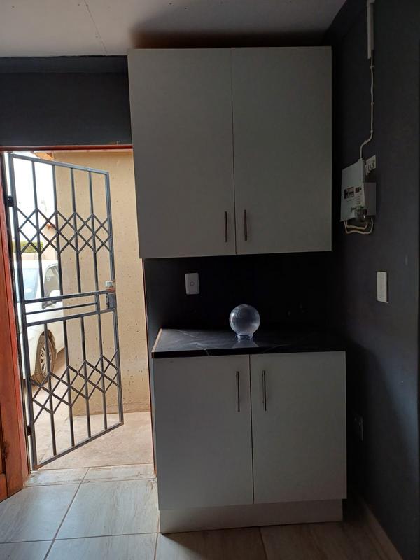 To Let 1 Bedroom Property for Rent in Protea Glen Gauteng