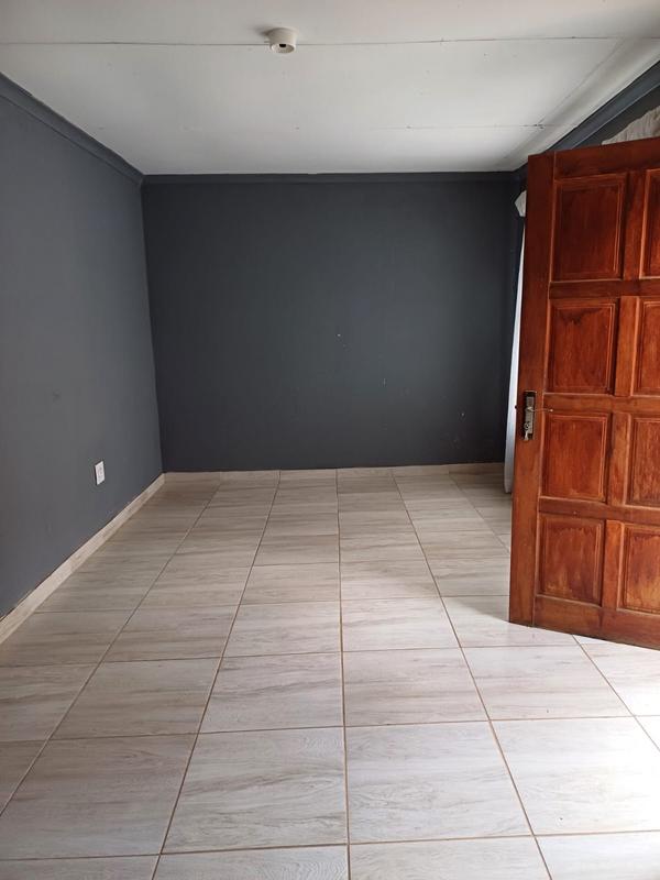 To Let 1 Bedroom Property for Rent in Protea Glen Gauteng