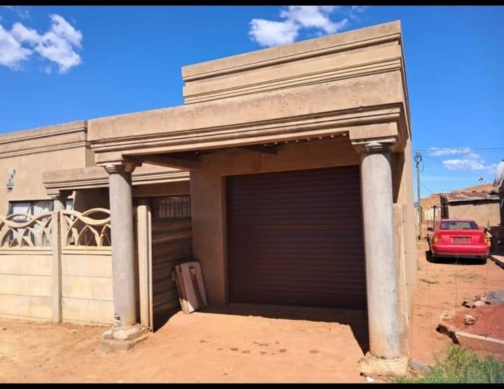4 Bedroom Property for Sale in Tsakane Gauteng