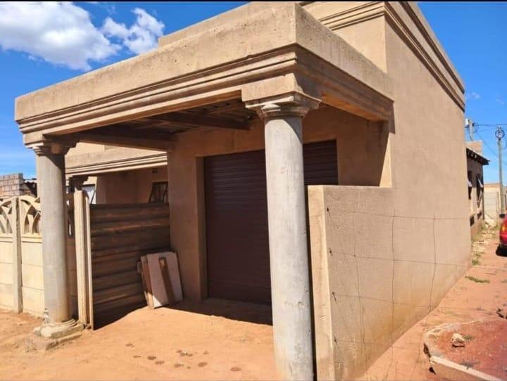 4 Bedroom Property for Sale in Tsakane Gauteng