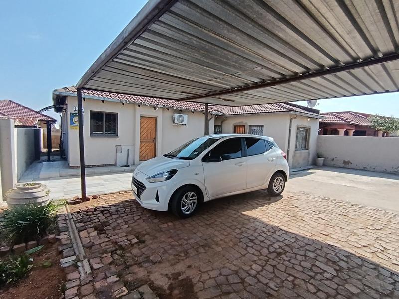 4 Bedroom Property for Sale in Birch Acres Gauteng