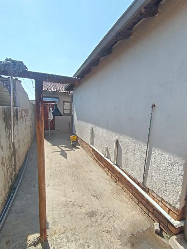 4 Bedroom Property for Sale in Birch Acres Gauteng