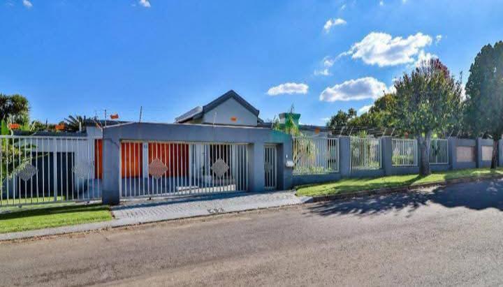 4 Bedroom Property for Sale in Randhart Gauteng