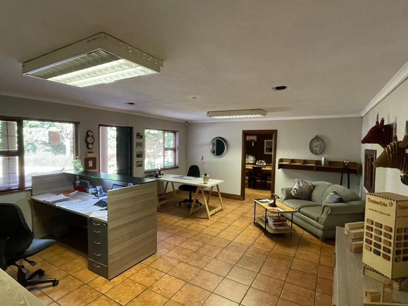 To Let commercial Property for Rent in Hennopspark Gauteng