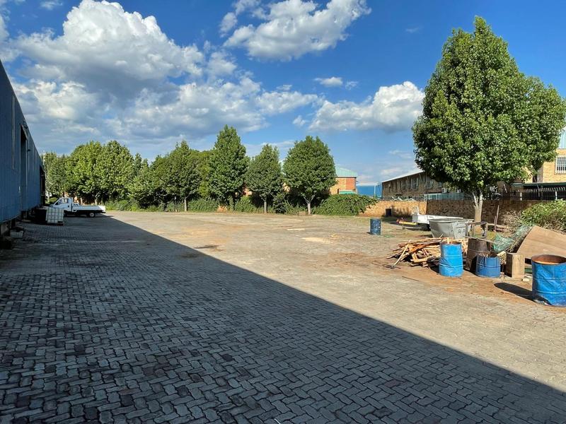 To Let commercial Property for Rent in Hennopspark Gauteng