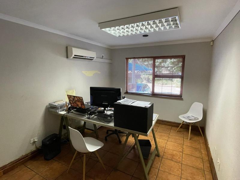 To Let commercial Property for Rent in Hennopspark Gauteng