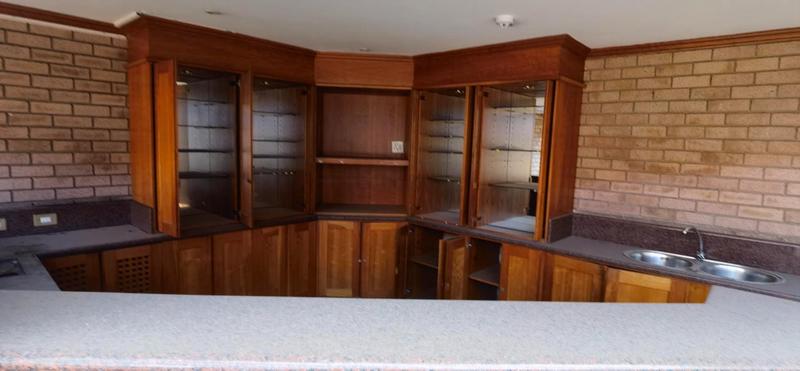 To Let commercial Property for Rent in Lynnwood Gauteng