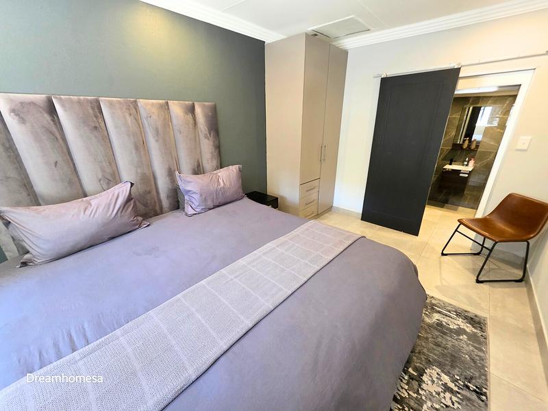 To Let 1 Bedroom Property for Rent in Houghton Estate Gauteng