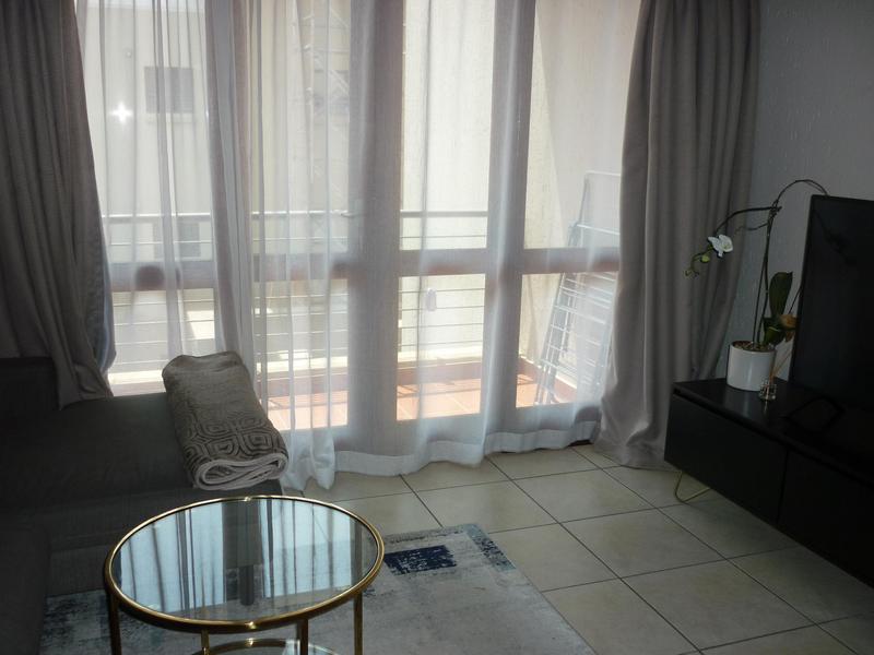 To Let 2 Bedroom Property for Rent in Douglasdale Gauteng