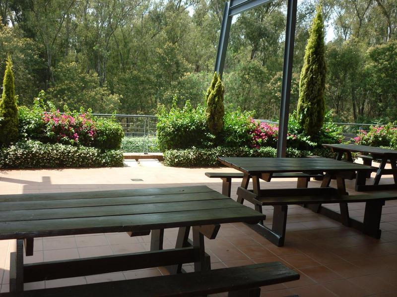 To Let 2 Bedroom Property for Rent in Douglasdale Gauteng