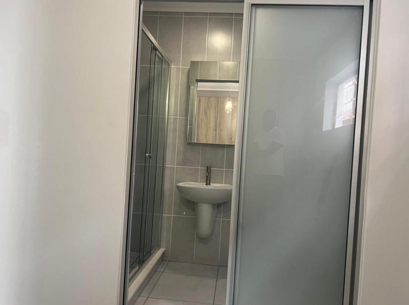 To Let 1 Bedroom Property for Rent in Mooikloof Gauteng