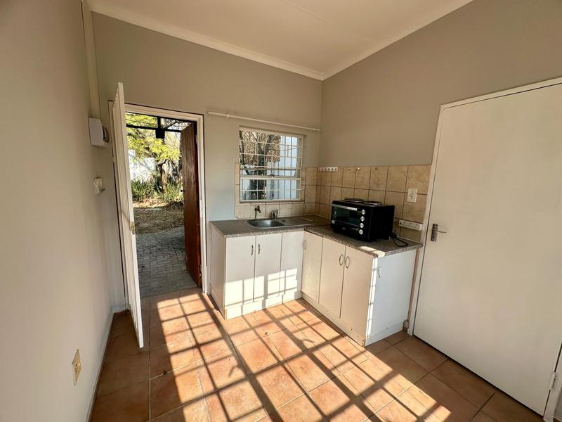 To Let 1 Bedroom Property for Rent in Chartwell Gauteng