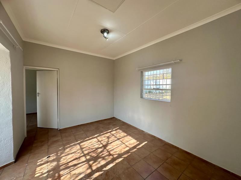 To Let 1 Bedroom Property for Rent in Chartwell Gauteng