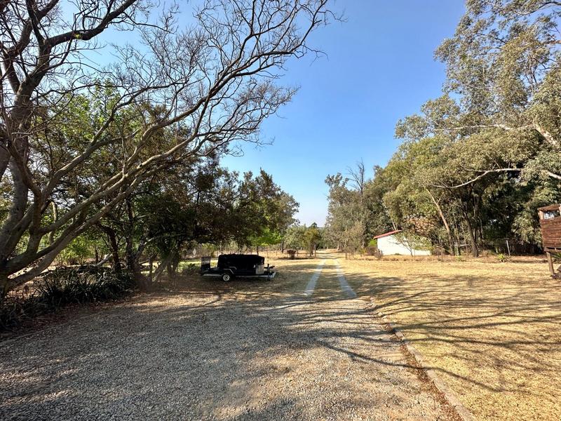 To Let 1 Bedroom Property for Rent in Chartwell Gauteng