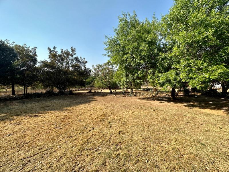To Let 1 Bedroom Property for Rent in Chartwell Gauteng