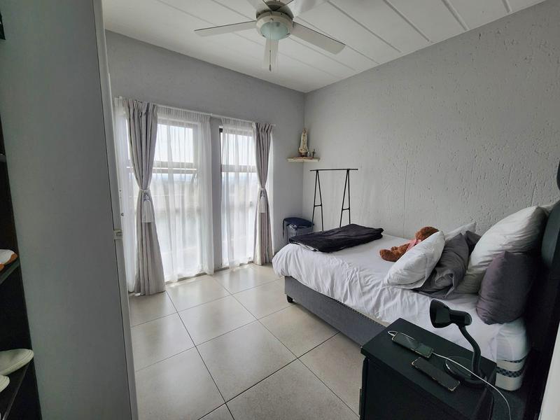 1 Bedroom Property for Sale in Constantia Kloof Gauteng