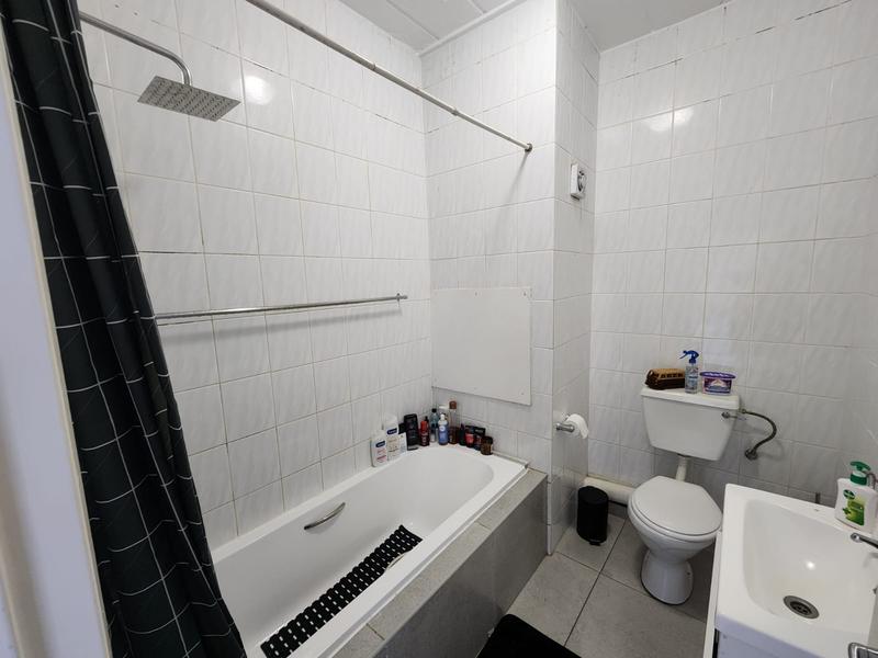1 Bedroom Property for Sale in Constantia Kloof Gauteng