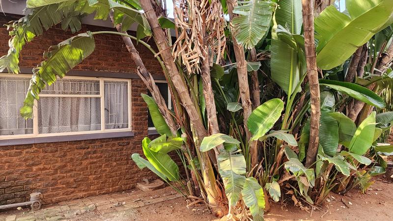 4 Bedroom Property for Sale in Karenpark Gauteng