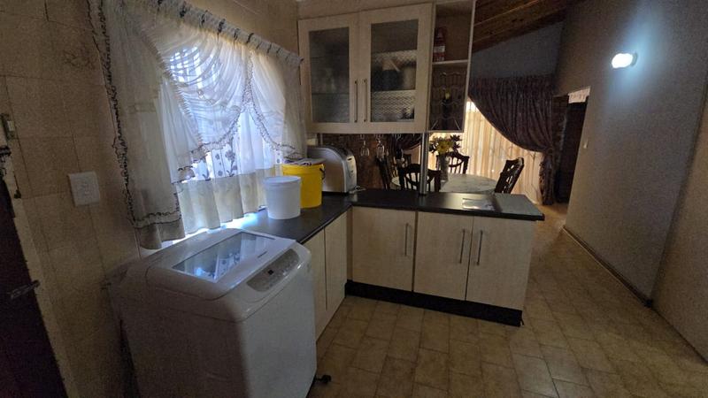 4 Bedroom Property for Sale in The Orchards Gauteng