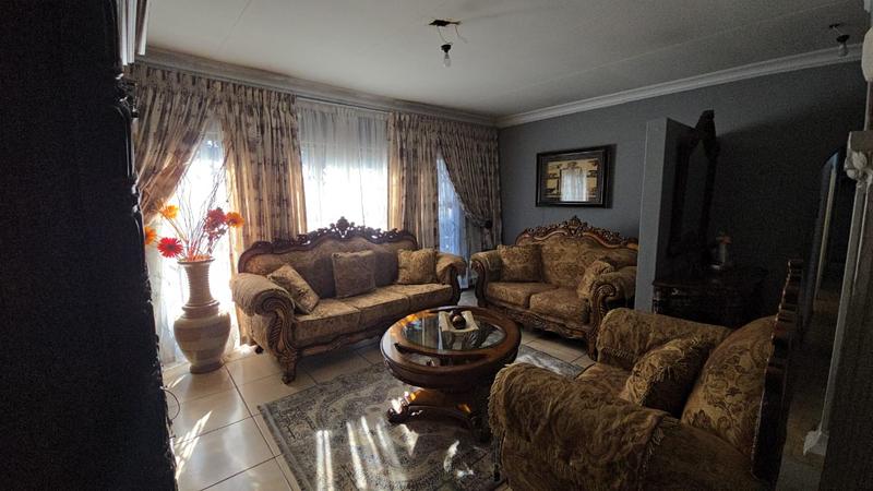 4 Bedroom Property for Sale in The Orchards Gauteng