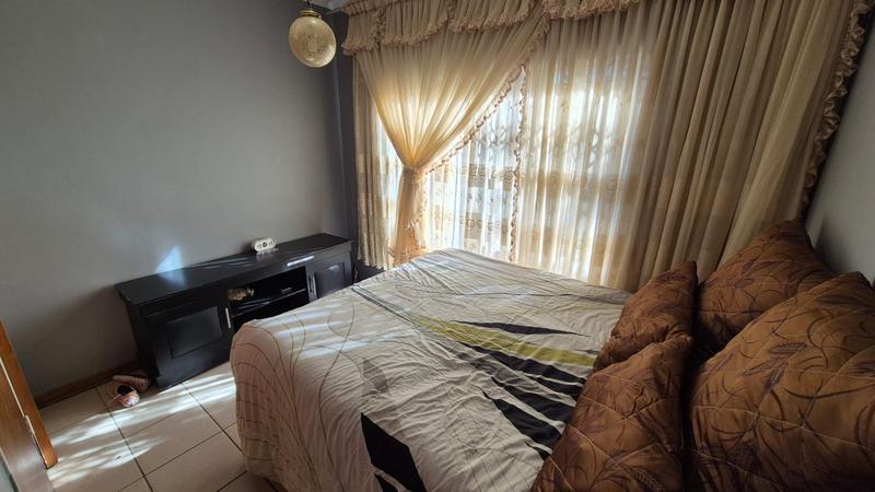 4 Bedroom Property for Sale in The Orchards Gauteng