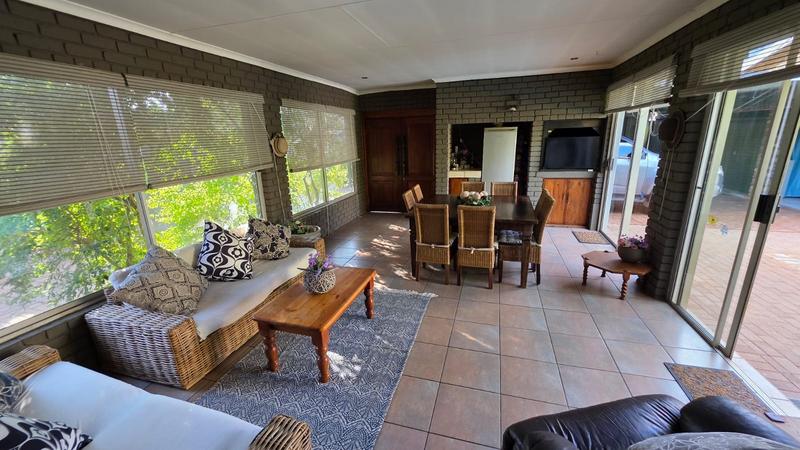 5 Bedroom Property for Sale in Doornpoort Gauteng