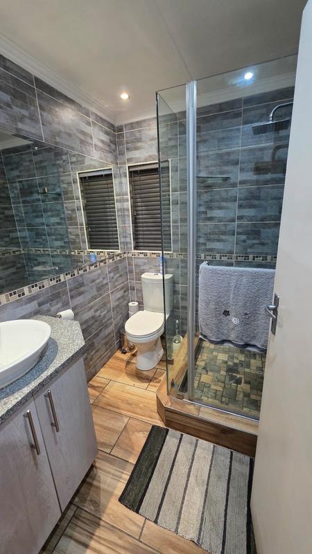 5 Bedroom Property for Sale in Doornpoort Gauteng