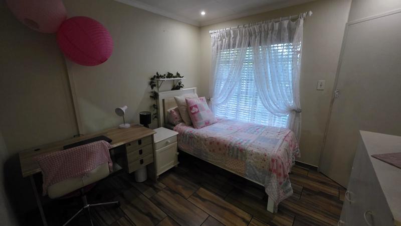5 Bedroom Property for Sale in Doornpoort Gauteng