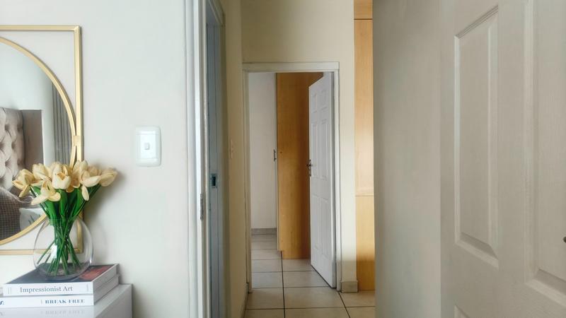 2 Bedroom Property for Sale in Pretoria North Gauteng