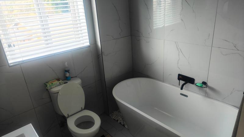 2 Bedroom Property for Sale in Pretoria North Gauteng