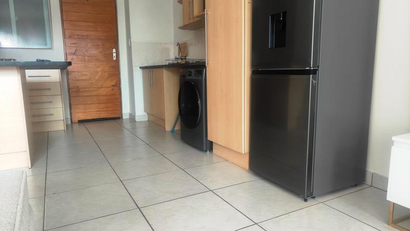 2 Bedroom Property for Sale in Pretoria North Gauteng