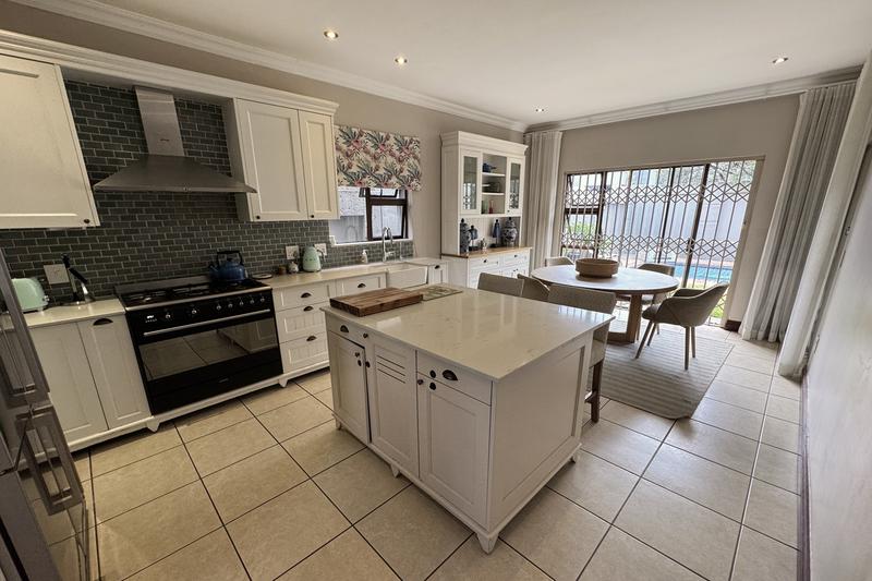 To Let 4 Bedroom Property for Rent in River Club Gauteng