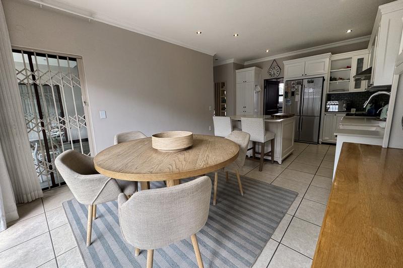 To Let 4 Bedroom Property for Rent in River Club Gauteng