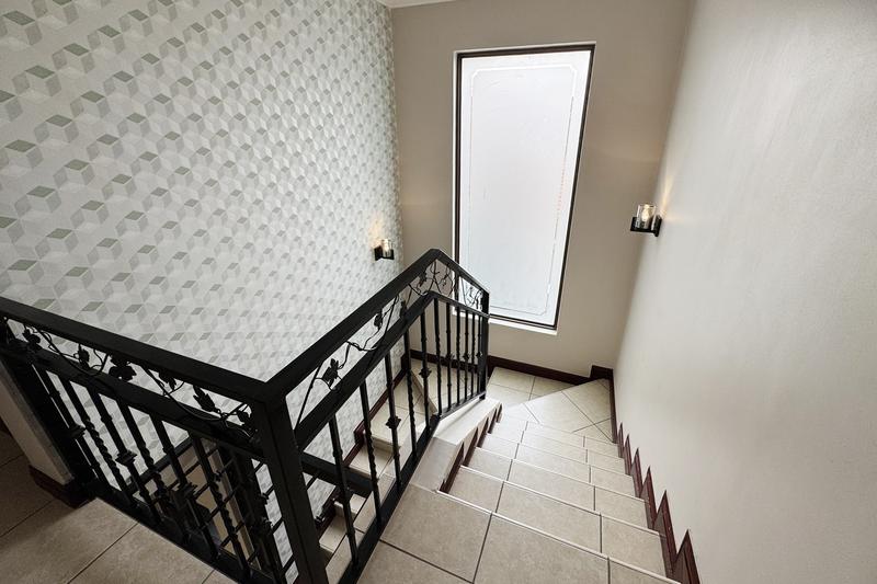 To Let 4 Bedroom Property for Rent in River Club Gauteng