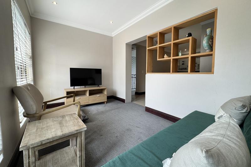 To Let 4 Bedroom Property for Rent in River Club Gauteng