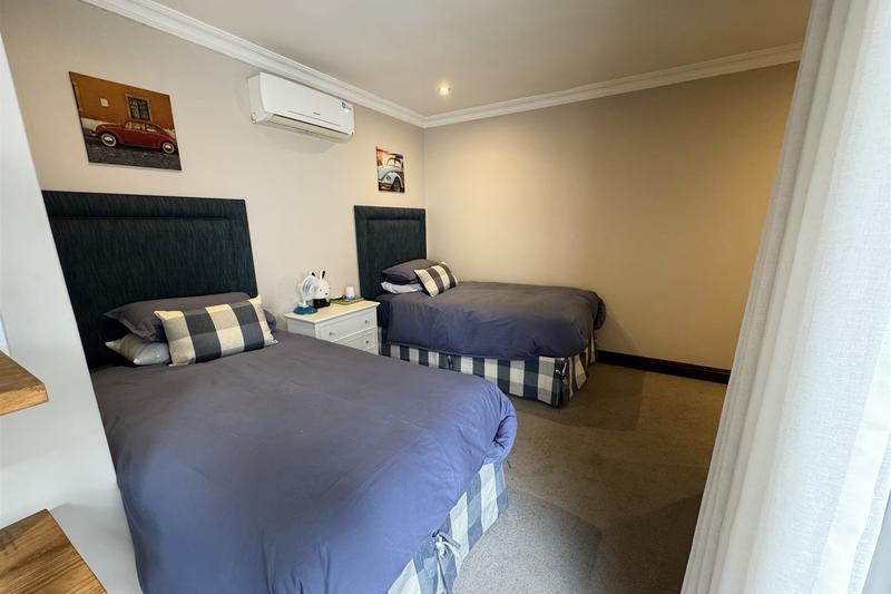 To Let 4 Bedroom Property for Rent in River Club Gauteng